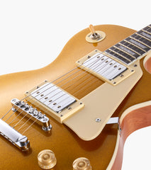 close-up of Honey les paul inspired electric guitar strings
