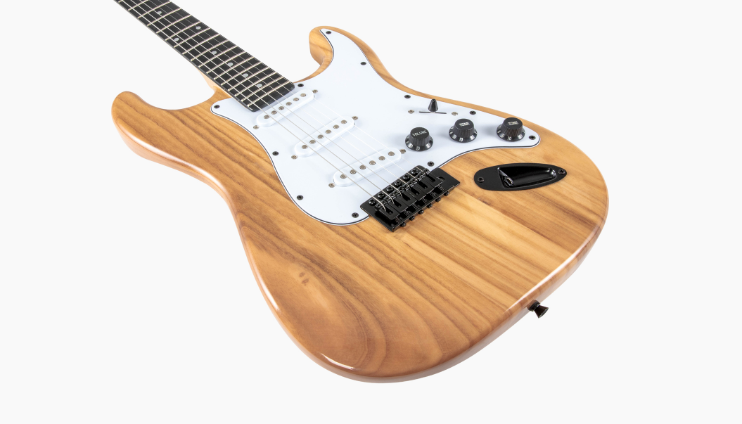 cs series beginner electric guitar in natural